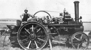 Success Threshing on Rectory Farm, Lt Chesterford 1928 driver A. Ripsher